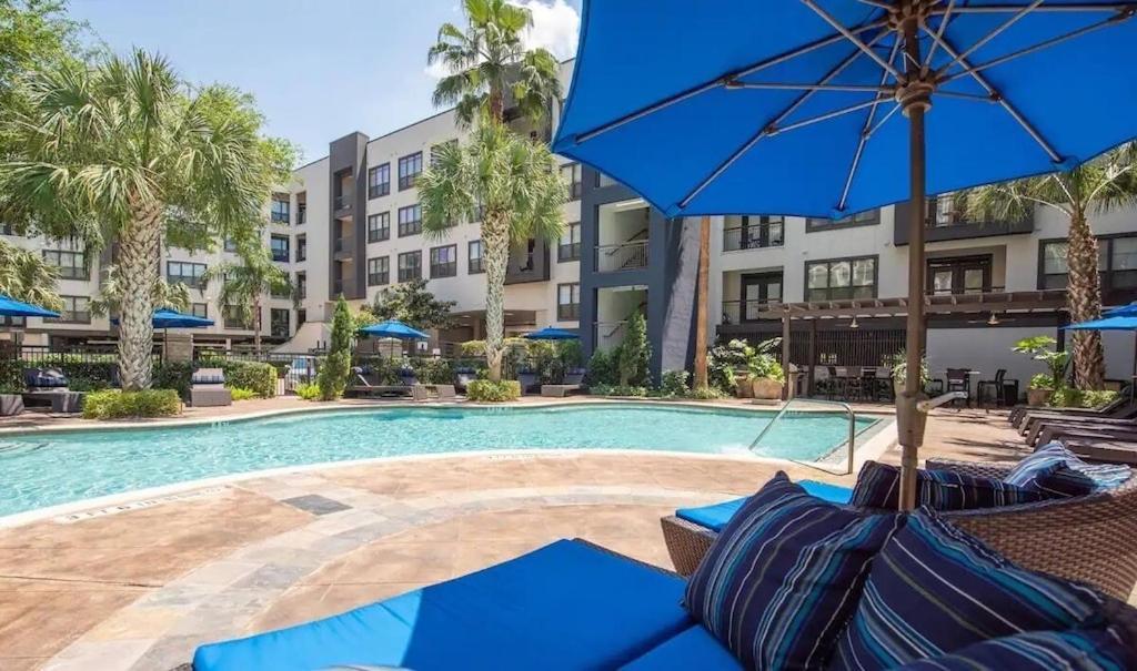 Modern Galleria Apt-Freeparking-Pool-Fast Wifi-Med Ctr 休斯敦 外观 照片